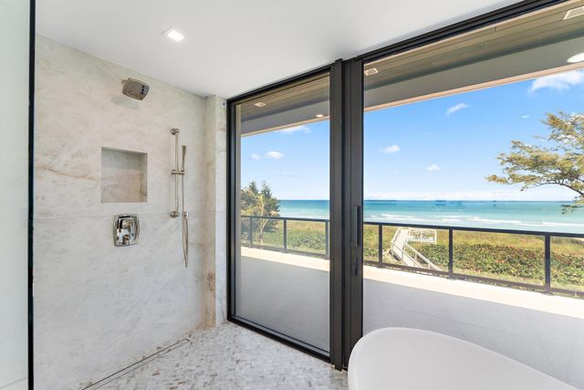 75 N Beach Road, Jupiter Island, FL 33455
