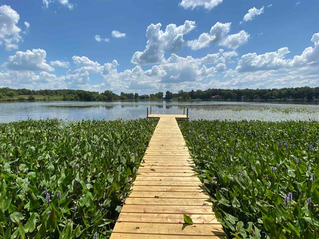 6855 W Orland Road, Angola, IN 46703