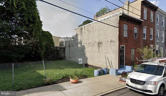 4047 CAMBRIDGE ST, Philadelphia, PA 19104