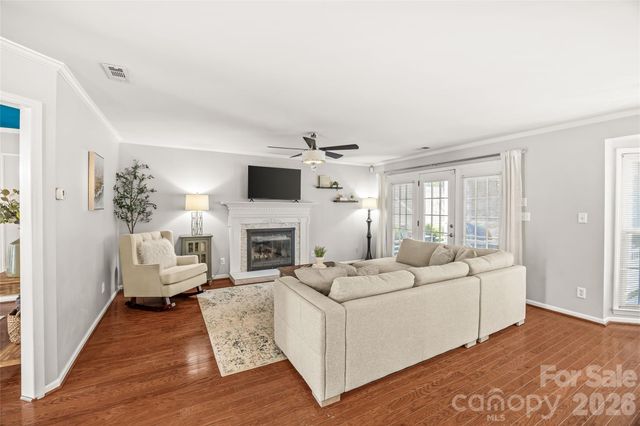 9516 Deer Spring Lane, Charlotte, NC 28210