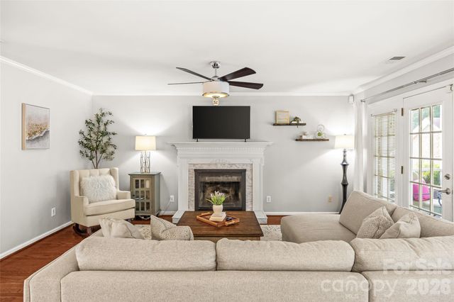 9516 Deer Spring Lane, Charlotte, NC 28210