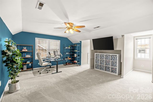 9516 Deer Spring Lane, Charlotte, NC 28210