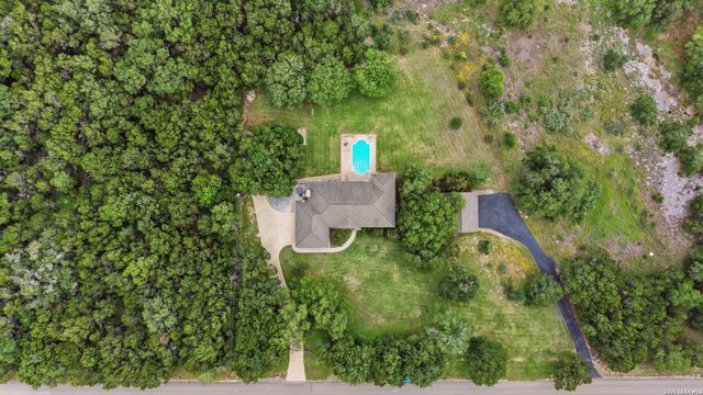 10445 Montanio Dr, New Braunfels, TX 78132