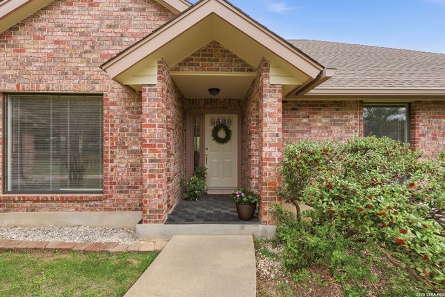 10445 Montanio Dr, New Braunfels, TX 78132