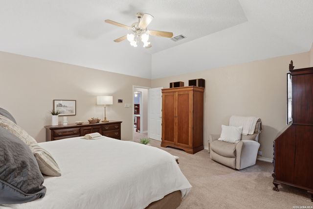 10445 Montanio Dr, New Braunfels, TX 78132