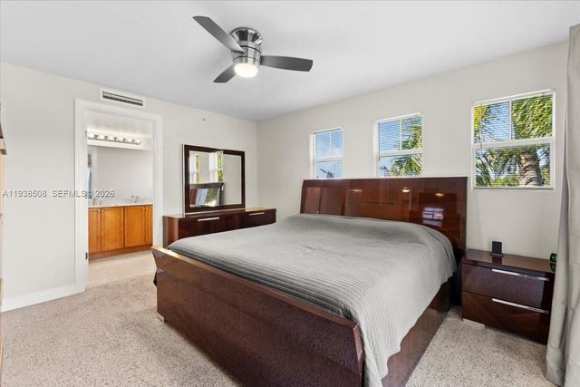 630 SE 15th St 3, Fort Lauderdale, FL 33316