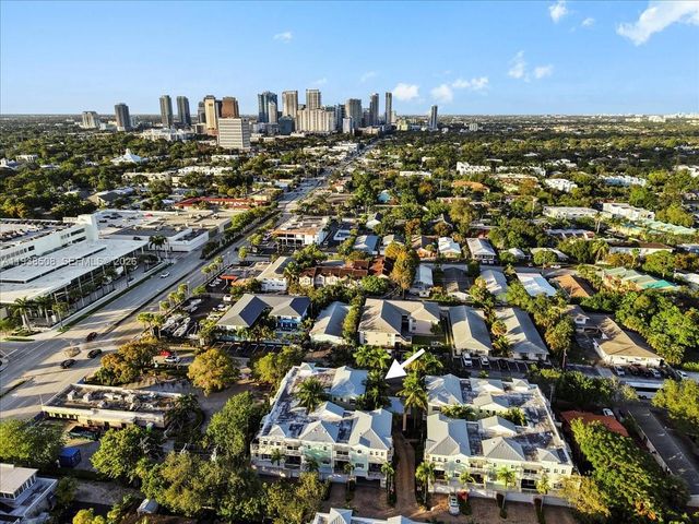 630 SE 15th St 3, Fort Lauderdale, FL 33316