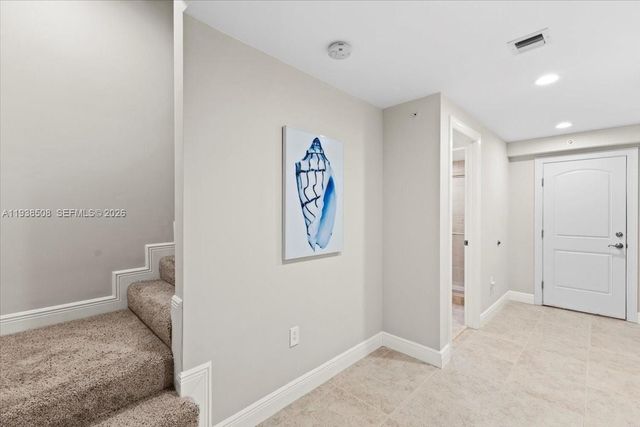 630 SE 15th St 3, Fort Lauderdale, FL 33316