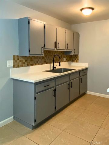 811 Orchid Court J, Upland, CA 91786
