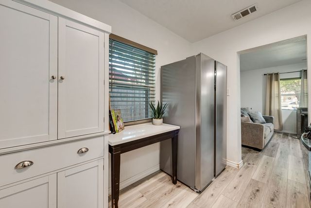 9213 S Dodson Drive, White Settlement, TX 76108