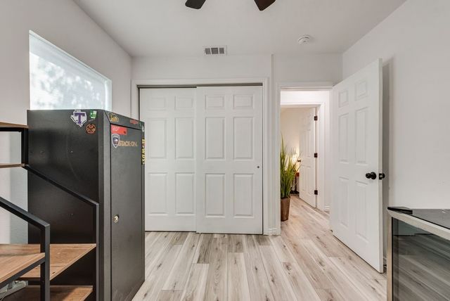 9213 S Dodson Drive, White Settlement, TX 76108