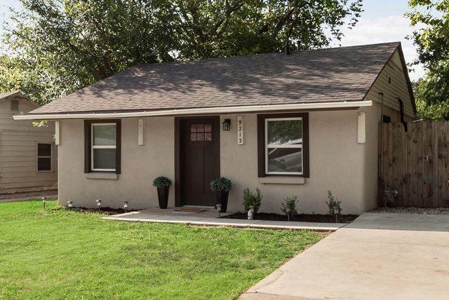 9213 S Dodson Drive, White Settlement, TX 76108