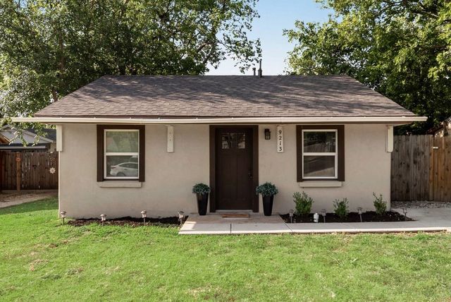 9213 S Dodson Drive, White Settlement, TX 76108