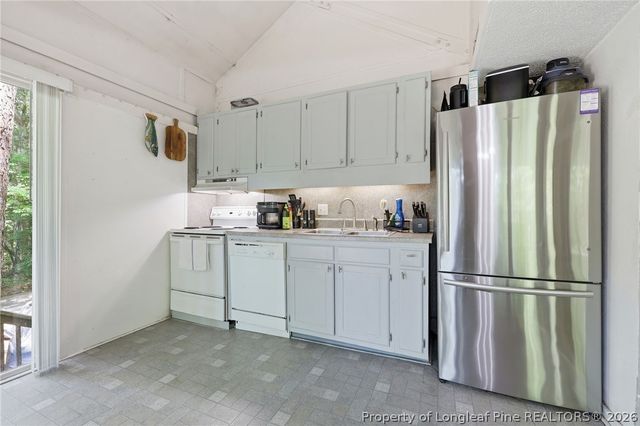822 Hilltop Circle, Sanford, NC 27332