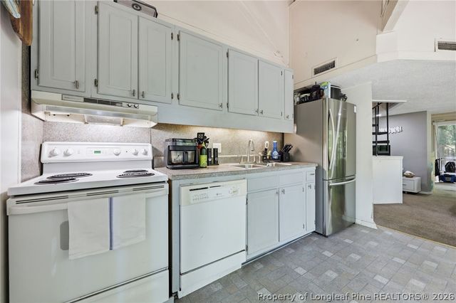 822 Hilltop Circle, Sanford, NC 27332