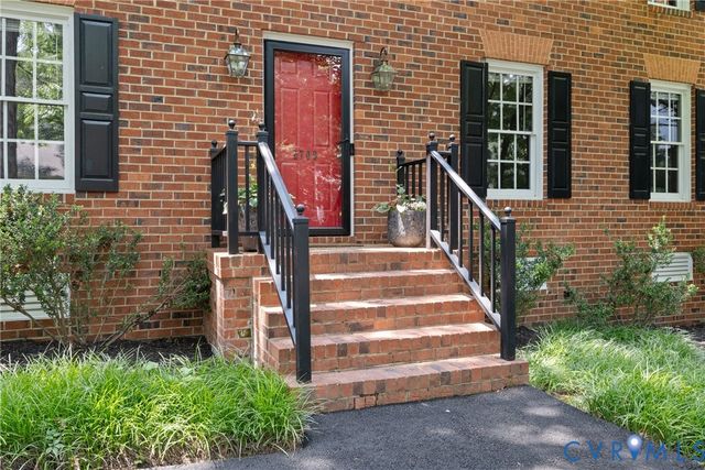 2709 Dalkeith Dr, Henrico, VA 23233