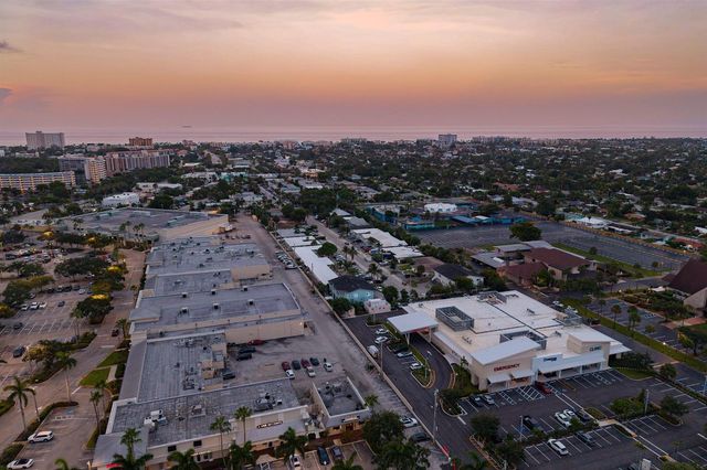 1001 SE 3rd Street, Deerfield Beach, FL 33441