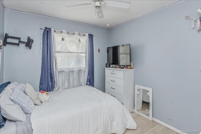 14 Lurcott Lane, Central Islip, NY 11722