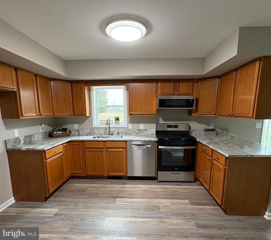 112 FORT DIX RD, Pemberton, NJ 08068