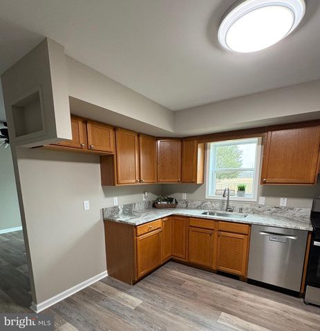 112 FORT DIX RD, Pemberton, NJ 08068