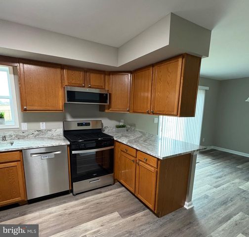 112 FORT DIX RD, Pemberton, NJ 08068