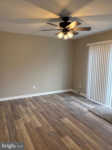 112 FORT DIX RD, Pemberton, NJ 08068