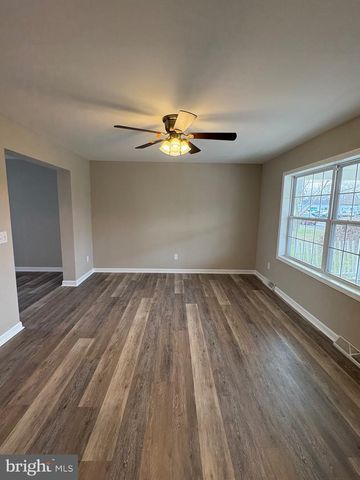 112 FORT DIX RD, Pemberton, NJ 08068