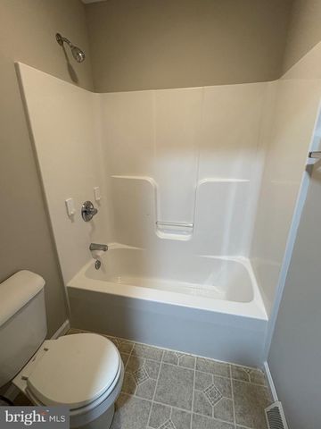 112 FORT DIX RD, Pemberton, NJ 08068