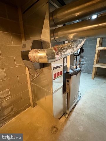 112 FORT DIX RD, Pemberton, NJ 08068