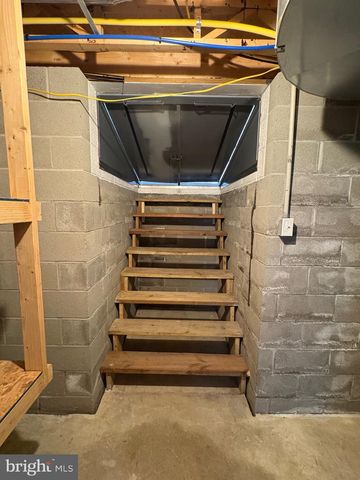 112 FORT DIX RD, Pemberton, NJ 08068