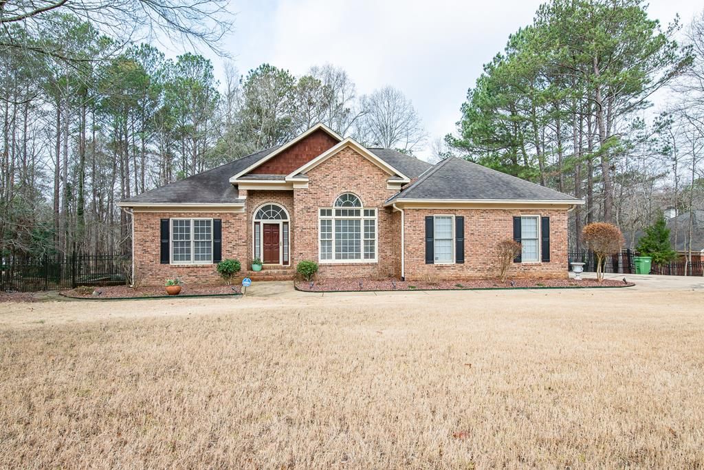 8519 Liberty Hall Drive, Midland, GA 31820