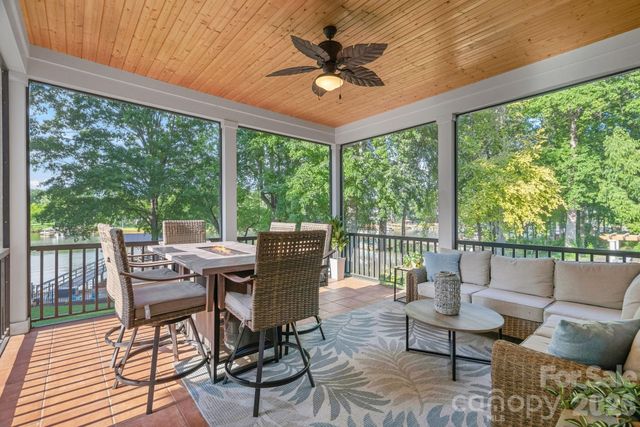 160 Malibu Road, Mooresville, NC 28117