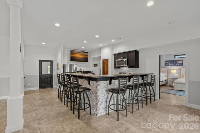 160 Malibu Road, Mooresville, NC 28117