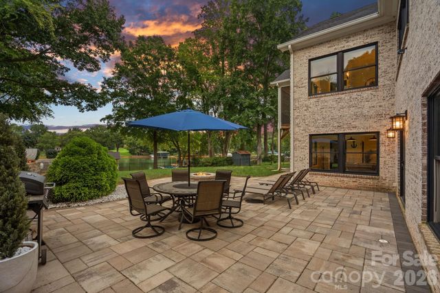 160 Malibu Road, Mooresville, NC 28117