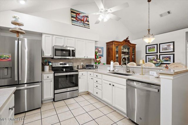 1114 Gerrits Landing, Brandon, MS 39047