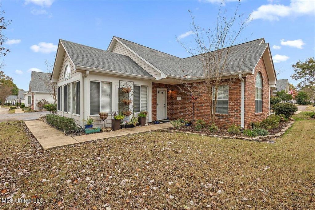 1114 Gerrits Landing, Brandon, MS 39047