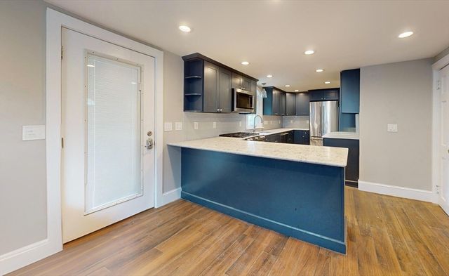 55 Brentwood, Malden, MA 02148