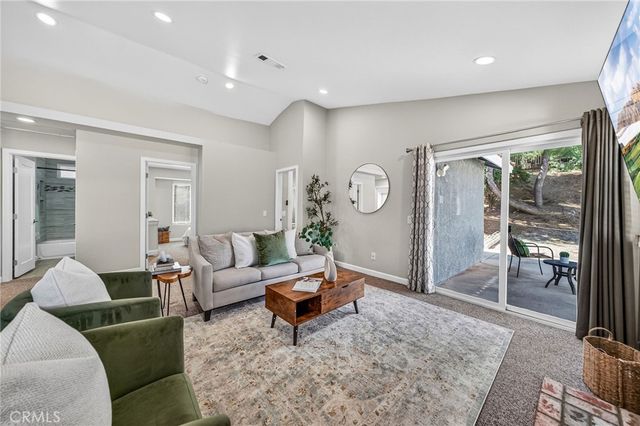 9290 Hot Springs, Corona, CA 92883