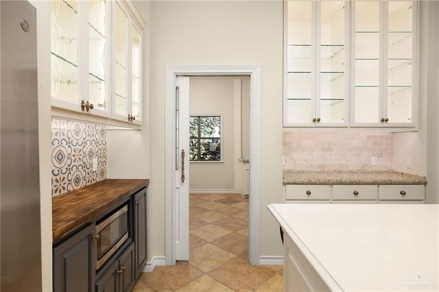 4725 Mile 6 Road, Mcallen, TX 78504