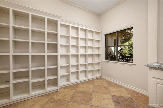 4725 Mile 6 Road, Mcallen, TX 78504