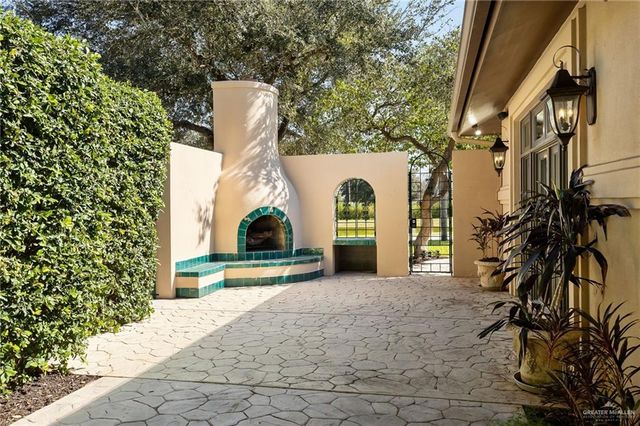 4725 Mile 6 Road, Mcallen, TX 78504