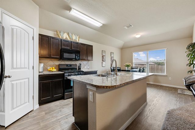 11209 Malta DR, Manor, TX 78653