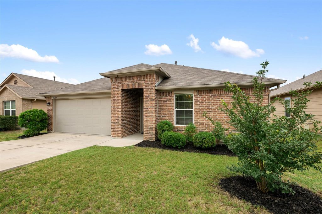 11209 Malta DR, Manor, TX 78653
