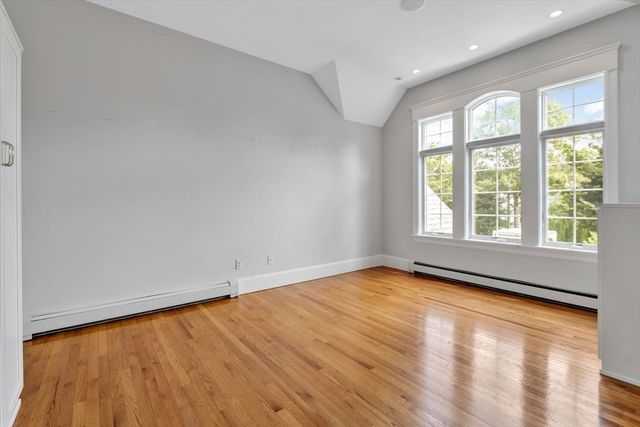20 Eagle Dr, Mashpee, MA 02649