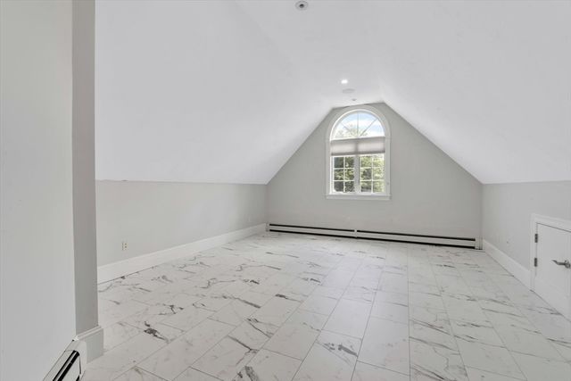 20 Eagle Dr, Mashpee, MA 02649