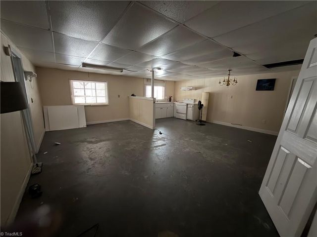 394 Stanleyville Manor Avenue, Rural Hall, NC 27045