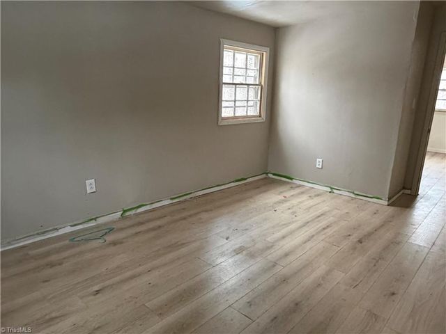 394 Stanleyville Manor Avenue, Rural Hall, NC 27045