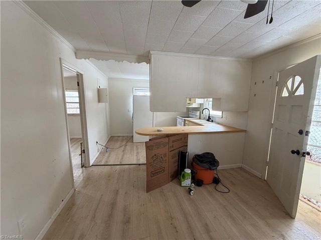 394 Stanleyville Manor Avenue, Rural Hall, NC 27045