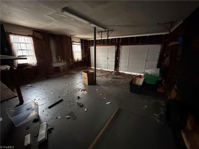 394 Stanleyville Manor Avenue, Rural Hall, NC 27045