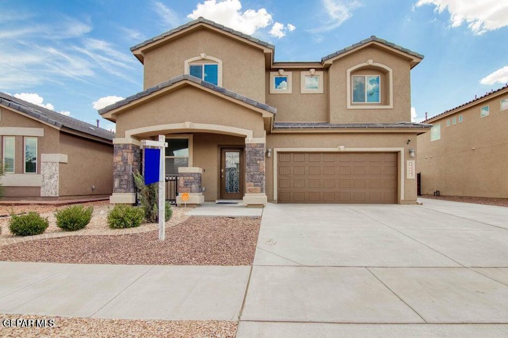 13490 COLDHAM Street, El Paso, TX 79928